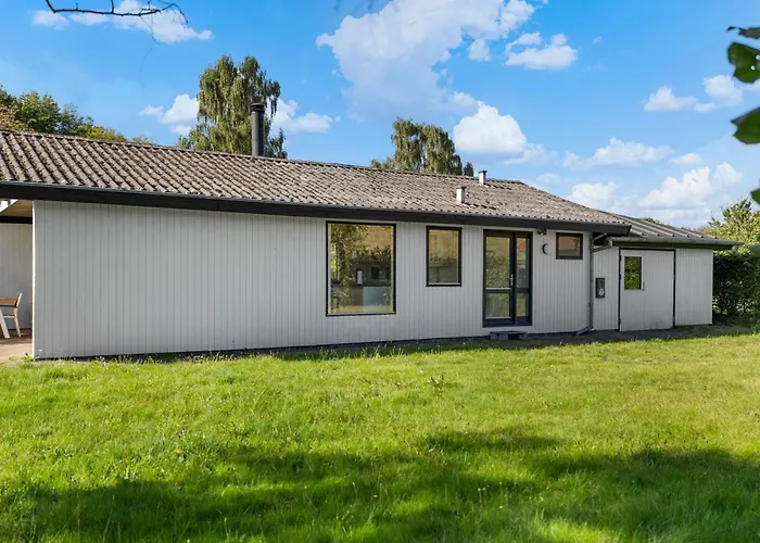 Kalle - 400m From The Sea By Interhome * Hårby